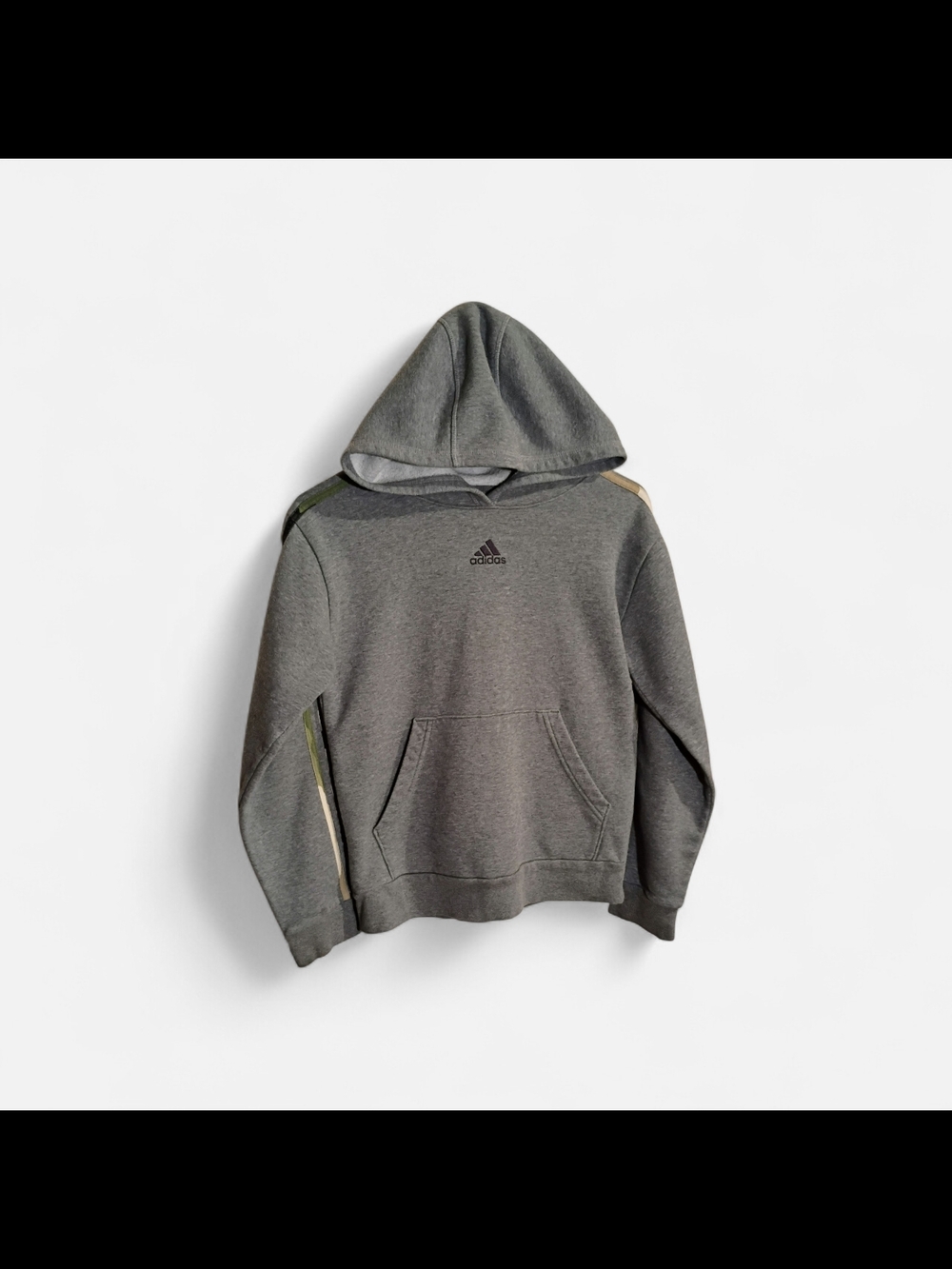 adidas Boys Gray With Camo Stripe Sleeve Size 10 / 13 Pullover Hoodie